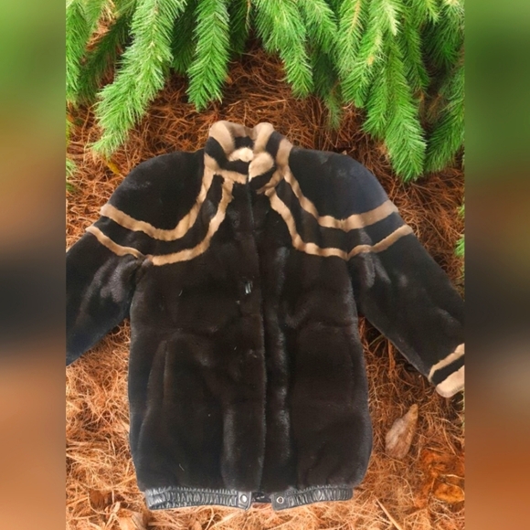 Reversible Mink Fur Coat - Picture 3 of 6